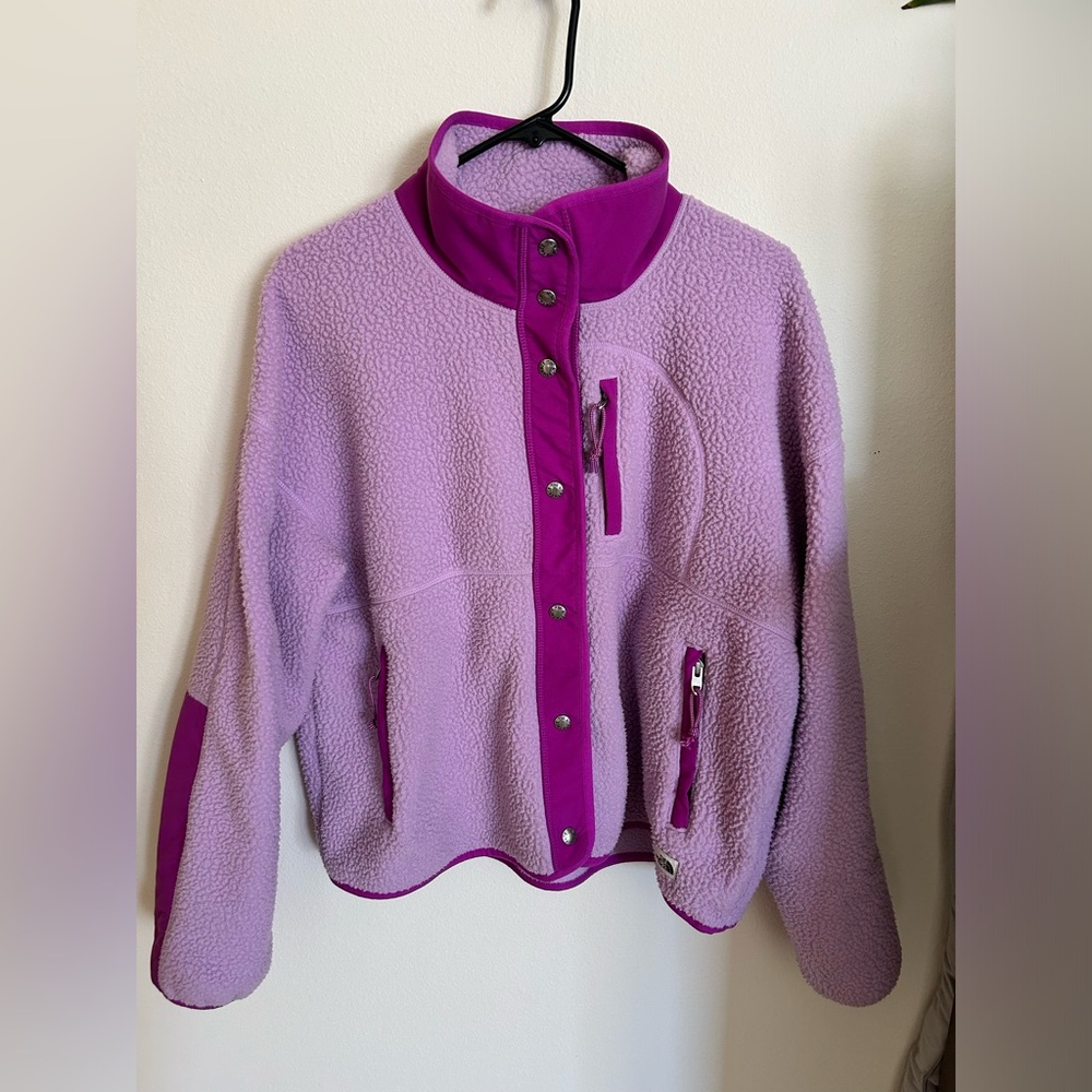 Women’s North Face pink fleece button up